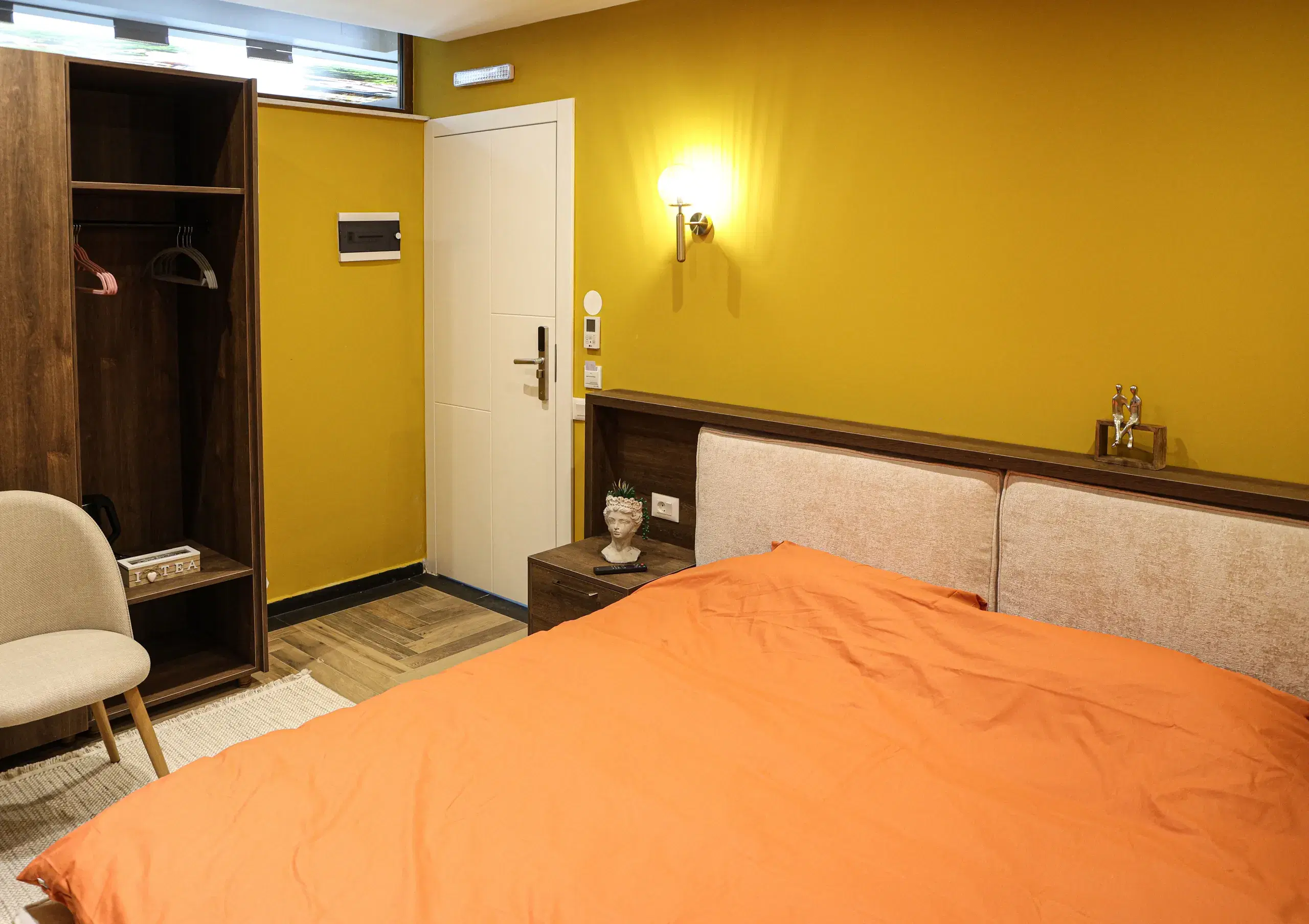 Marash Room — 1